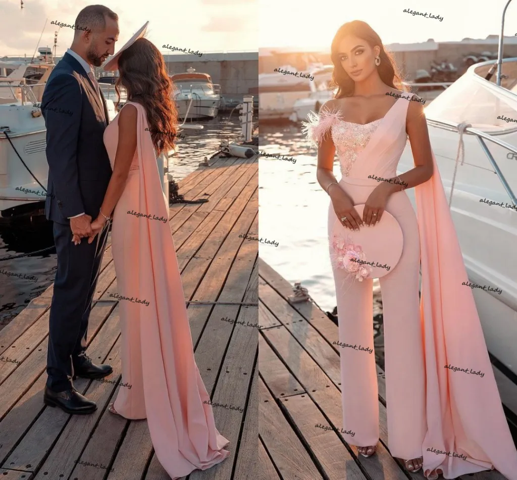 Peach Pink Arabic Prom Jumpsuit Dresses Robe de Soirée 2021 Feather Lace Ribbon Aso Ebi Aftonklänning med Pant Suit