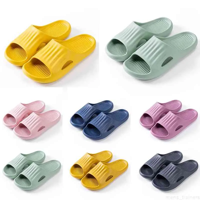 Kapcie Letnie Slajdy Buty D33 Mężczyźni Kobiety Sandal Platforma Sneaker Męskie Kobiet Czerwony Czarny Biały Żółty Sandals Sandals Trener Odkryty Salowy