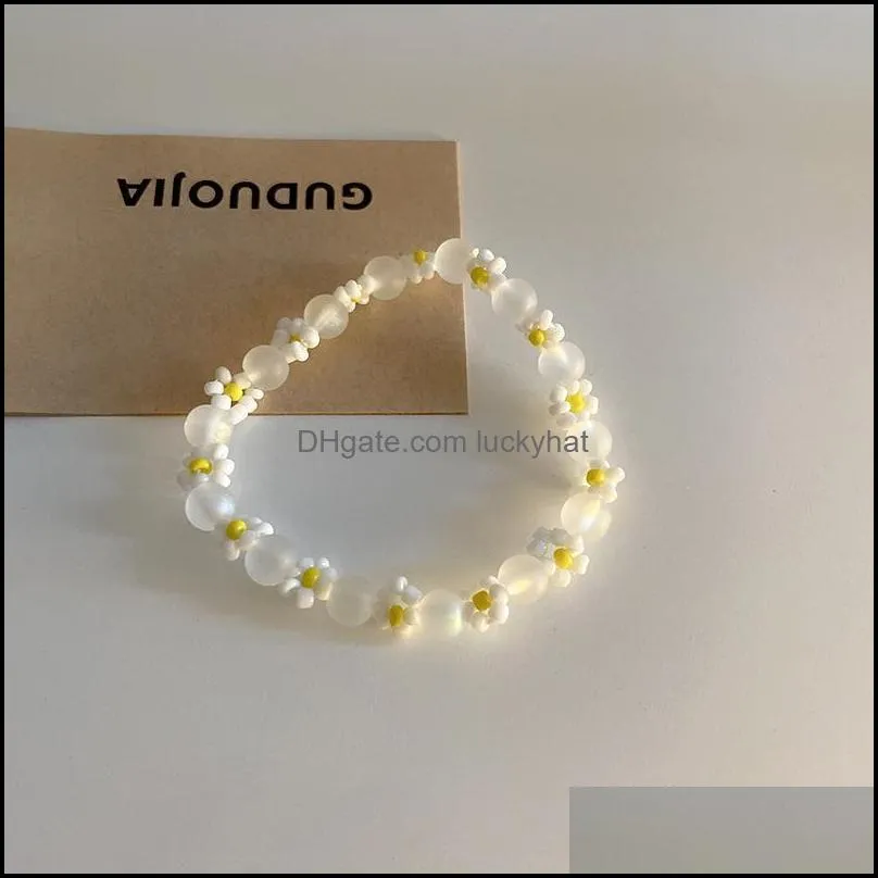 Link, Chain Korean Ins Simple Style Acrylic Flower Bracelet Summer  Temperament Honey Hand Ornament Fairy Crystal Jewelry