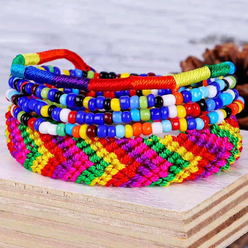 Green discount arrow bracelet