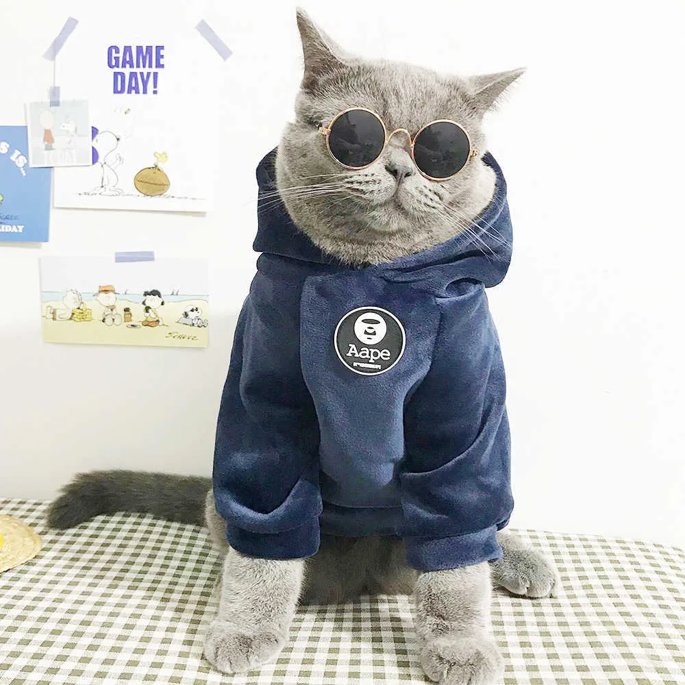 Pet Clothes Dog Cat Winter Warm Hoodies S-XXL Pet Jacket Coat Puppy Chihuahua Clothing For Small Medium Dogs Cats Pet Outfit 211007