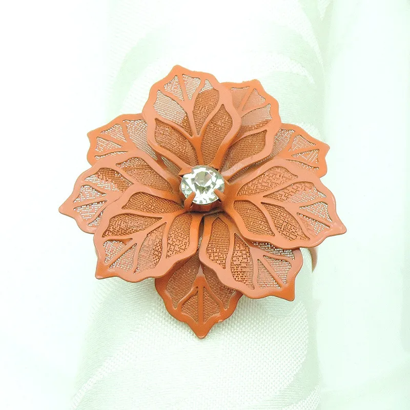 Flower Shaped Napkin Ring Metal Napkins Buckle Rings Hotel Wedding Party Table Decoration Towels Decor Buckles Multi Colors BH4757 TQQ