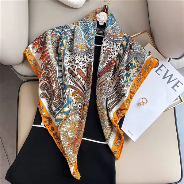 Gros 90cm carré à la mode foulard en soie quatre saisons pour les femmes polyvalent lettre fleur style châle de la mode occidentale