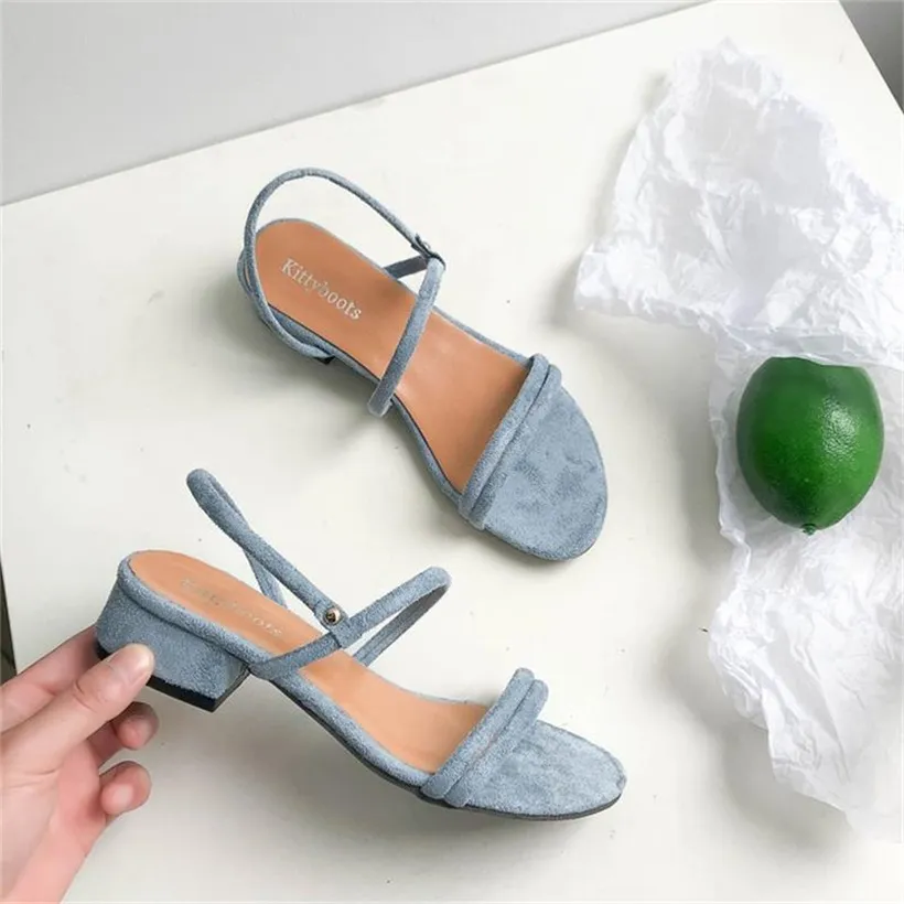 Zomer vierkante hakken slip op slippers vrouwen peep toe sandalen klassieke zwarte elegante lage hak buiten feest jurk schoenen twee soorten slijtage 004