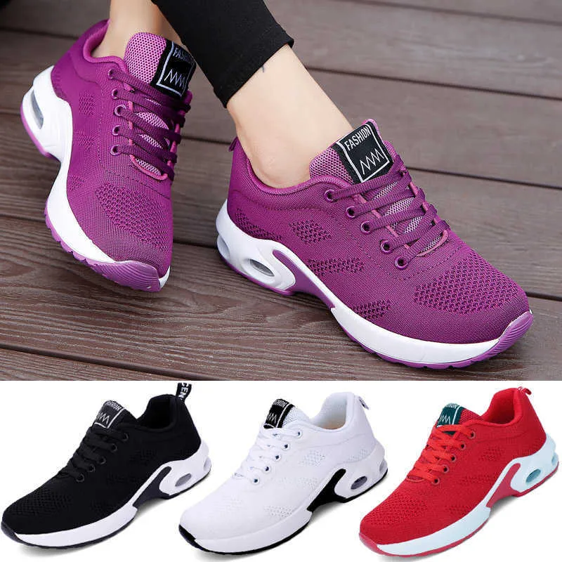 Chaussures de course respirantes pour femmes en plein air poids léger sport décontracté marche chaussure vulcanisée confortable Tenis Feminino chaussures Y0907