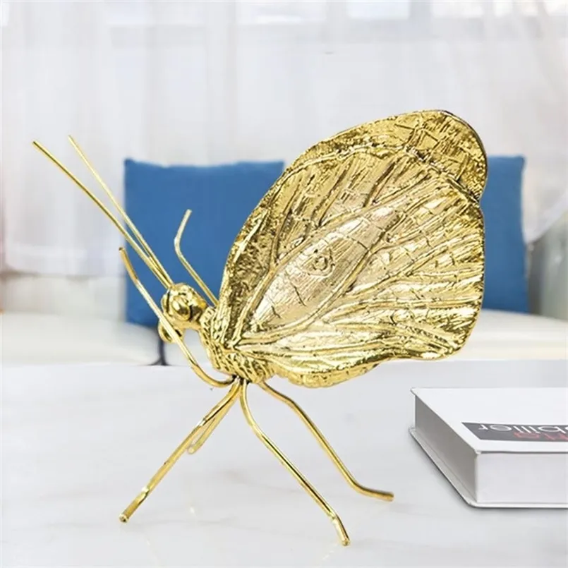 Salon Dekoracja Złoty Motyl Dekoracja Motyle Figurki Ornament Zwierzęta Rzeźba Rzemiosła Metalowe Wystrój Domu 210924