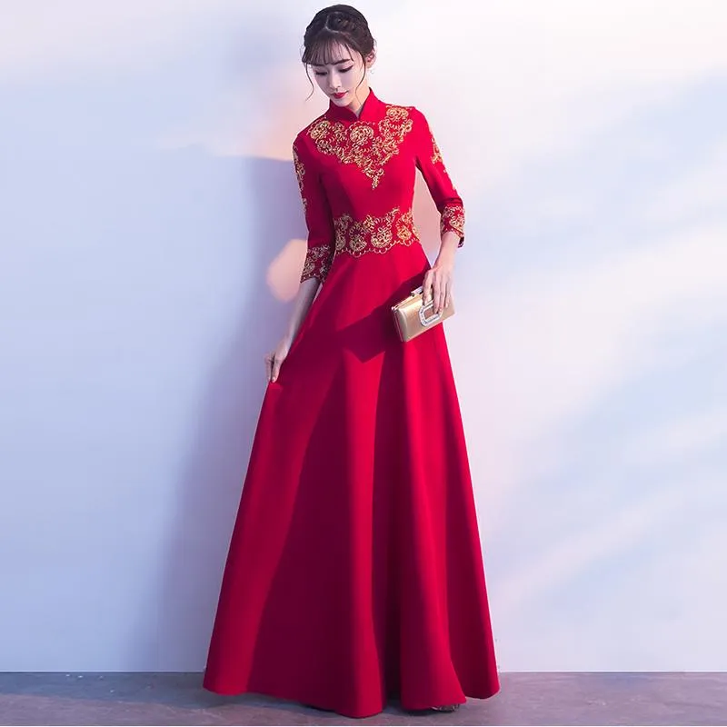 Rote Stickerei Chinesisches Abendkleid Lange Braut Hochzeit Qipao Orientalischer Stil Partykleider Brautjungfer Robe Ceremonie Fille Kleider E2889