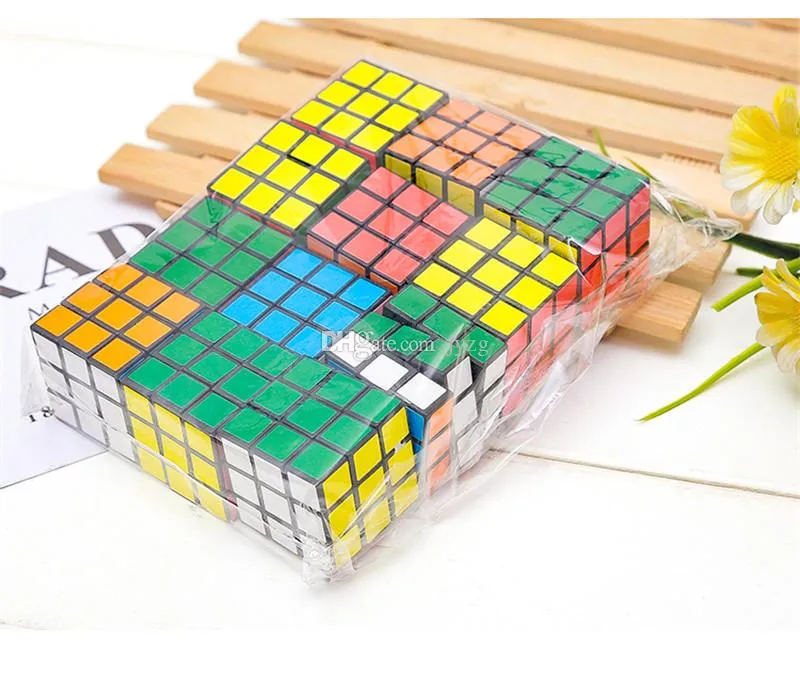 Intelligence toys Cyclone Boys Mini Finger 3x3 Speed Cube Stickerless Finger Magic Cube 3x3x3 Puzzles Toys wholesale