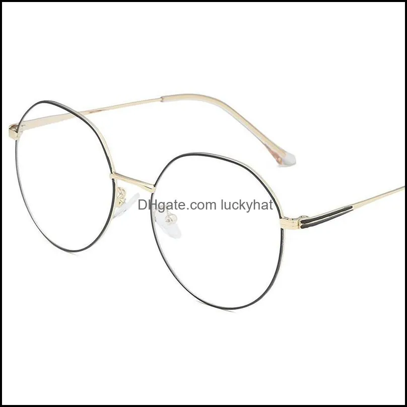 Fashion Sunglasses Frames 2021 Designer Woman Glasses Optical Metal Round Frame Clear Lens Eyewear Black Silver Gold Eye Men 632