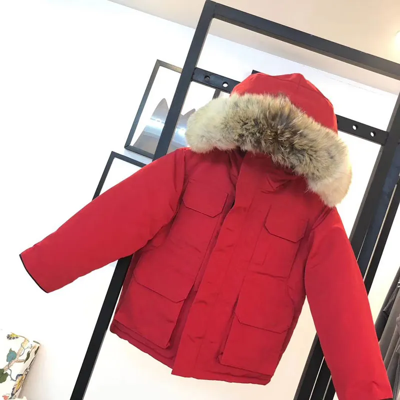 Vinter Kids Down Coat Jacket Boy Girl Baby Ytterkläder Varma GreatCoat Jackor Hooded Sportkläder Outdoor Classic Wrap 5 Färger 100-150 Designer