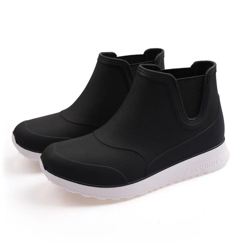 Top qualité cheville chaussures de pluie femmes chaussures d'eau imperméables cheville Pvc bottes de pluie nouvelle mode féminine solide bottes de pêche sans lacet hiver