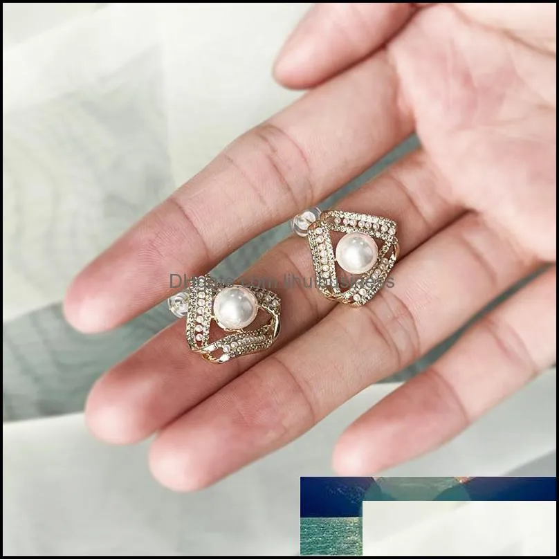 Korean New Simple Geometry Earrings Fashion Temperament Sweet Pearl Flower Earrings Female Jewelry