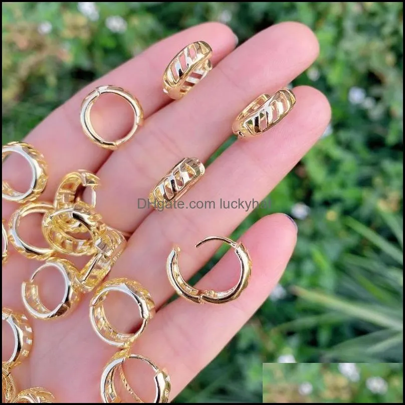 5 Pairs, Minimalist Twisted Small Hoop Earrings for Women Fashion Gold Color Metal Circle Tiny Hoops Huggie Ear Buckle Jewelry