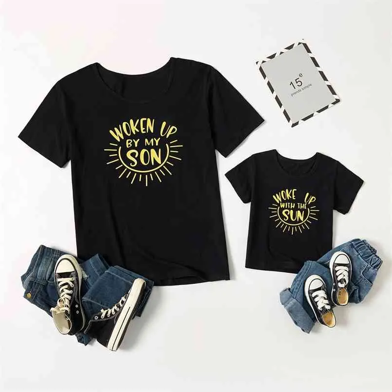 Carta de verão Imprimir T-shirts de algodão preto para pai e mim 210528