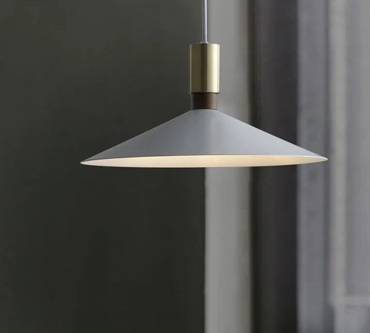 Nordisk minimalistisk enkel konformad LED-hängande lampa Modern Svart Vit Hängande Restaurang Matsal Bar Studie