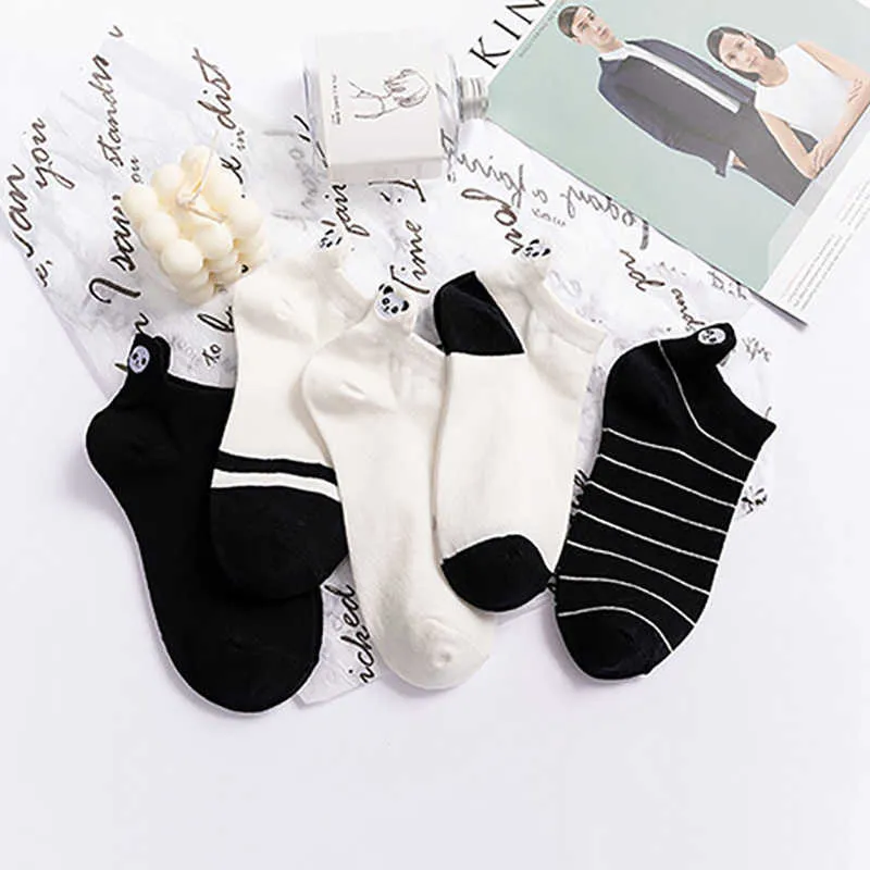 Bordado Panda Sox Barco Meias Engraçado Bonito Harajuku Divertidos Kawaii Branco Caléctimos Preto Mujer Akle Sokken Chaussette Femme X0710