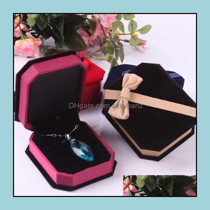 New Arrivals Jewelry Boxes packaging Necklaces pendant Velvet Ring Earrings Elegant Classic Luxury Show Case Box 78*67*30MM
