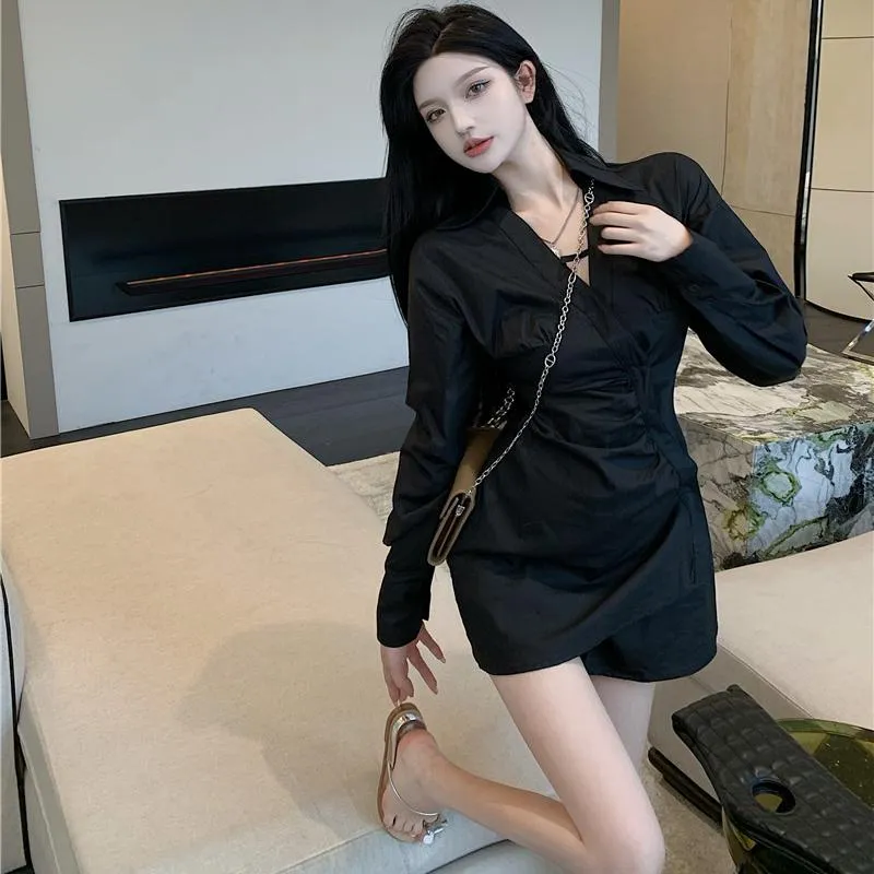 Casual Dresses Summer Thin Women's Clothingv-Neck Shirt Mini High midja Sexig långärmad kort kjol 2021 mode koreansk stil