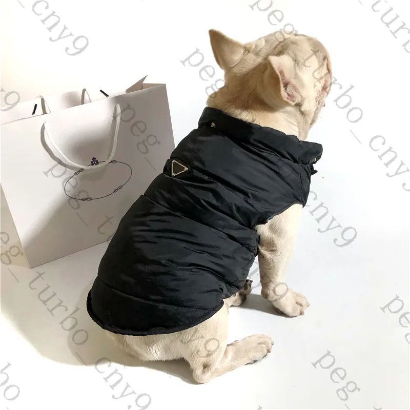 Metal Logo Pet Cotton Coat Trendy Brand Pets Jacket Dog Apparel Outdoor Travel Bulldog Dogs Vests Clothes