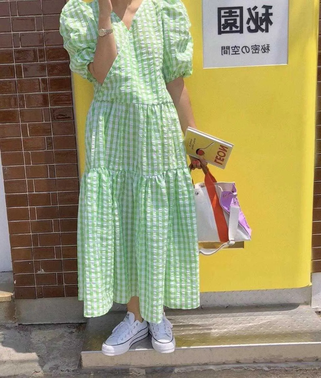 Coréen Chic doux frais col en V bouffée à manches courtes vert robe à carreaux femmes longue poupée lâche filles robe De Mujer vêtements 210610