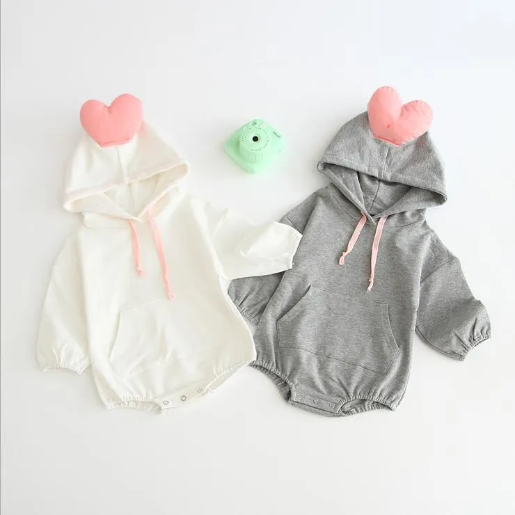 Baby flicka romer hjärta nyfödd tjej jumpsuit stor pocket pojke hooded rompers bomull långärmad bodysuit boutique baby kläder bt4381