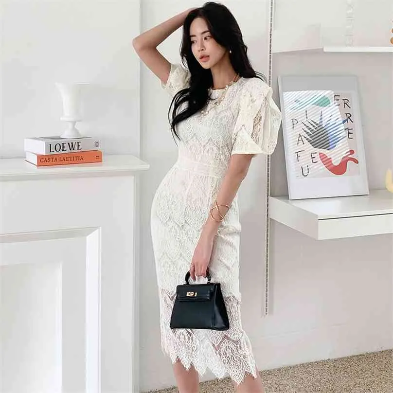 Белое кружевное крепкое платье корейские дамы сексуальные выдолбленные платья MIDI для женщин 210602