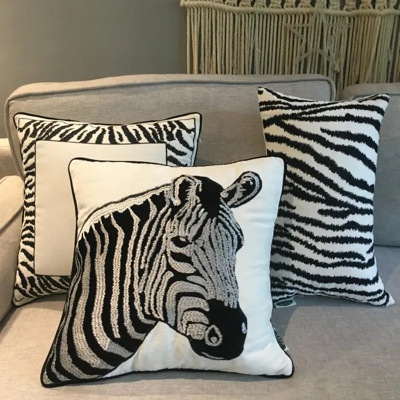 Cuscino/Cuscino decorativo Motivo zebrato nero bianco Federa per cuscino Fodera per cuscino ricamata Divano in ciniglia Federa decorativa in vita