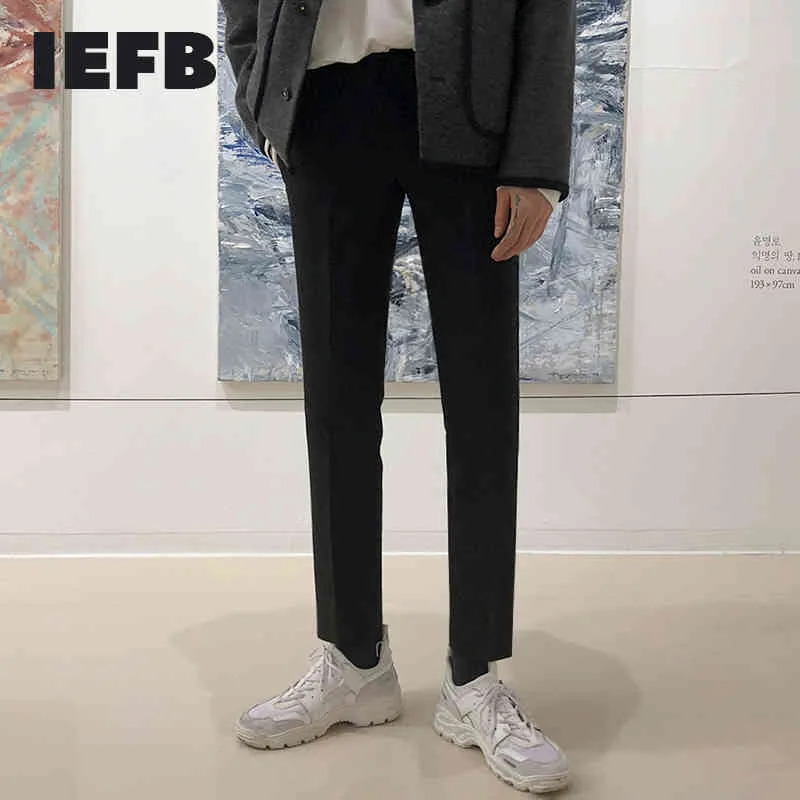 IEFB Pantalones de traje drapeados para hombres Negro Formal Moda coreana Slim Casual Tobillo-Longitud Troursers Stright Spring 9Y5487 210524