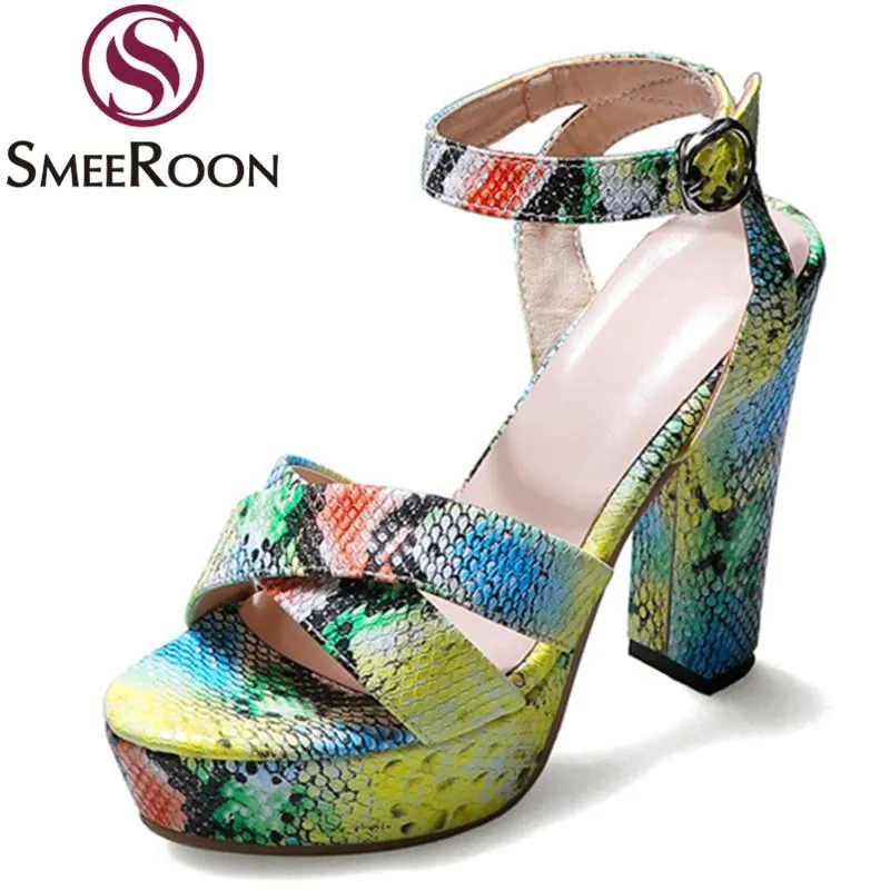 Smeeroon Big Size 33-50 Fashion Women Sandaler tjocka högklackar Platform Party Shoes Summer blandade färger pumpar