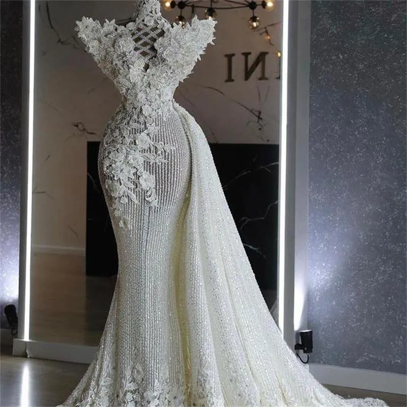 Stylish Mermaid Wedding Dresses For Women Full Sleeves V Neck Lace Appliques Brush Train Abito Da Sposa