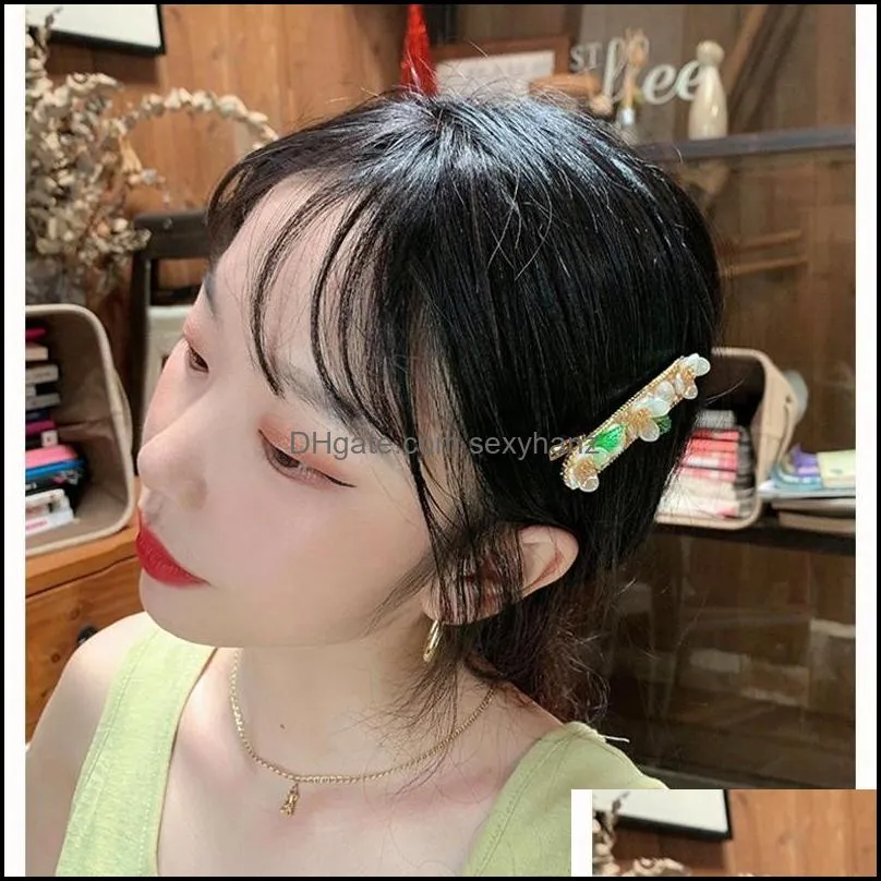 Hair Clips & Barrettes Korean Retro Golden Sweet Fairy Flower Pearl Hairpin French Wild Metal Duckbill Clip Headdress Suitable For