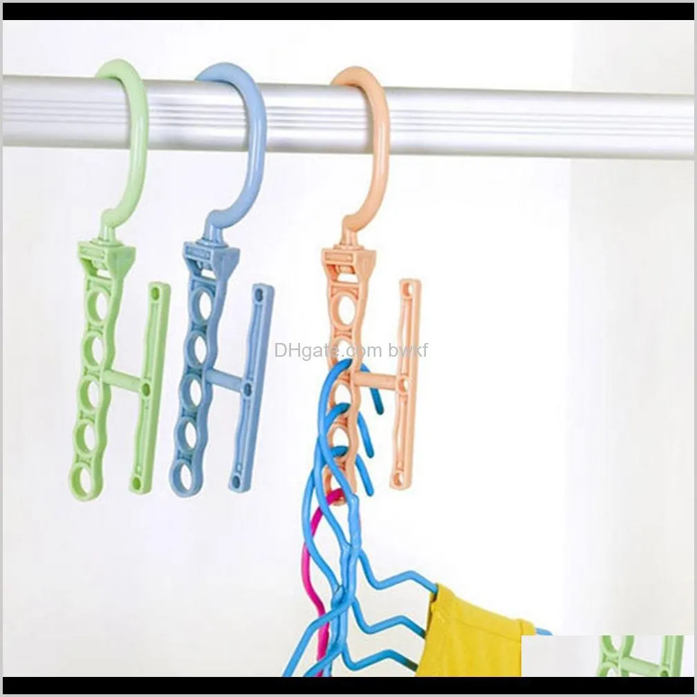 plastic 5 circle multilayer windproof clothes hanger organizer fixed holder storage racks buckle hanger anti-slip home