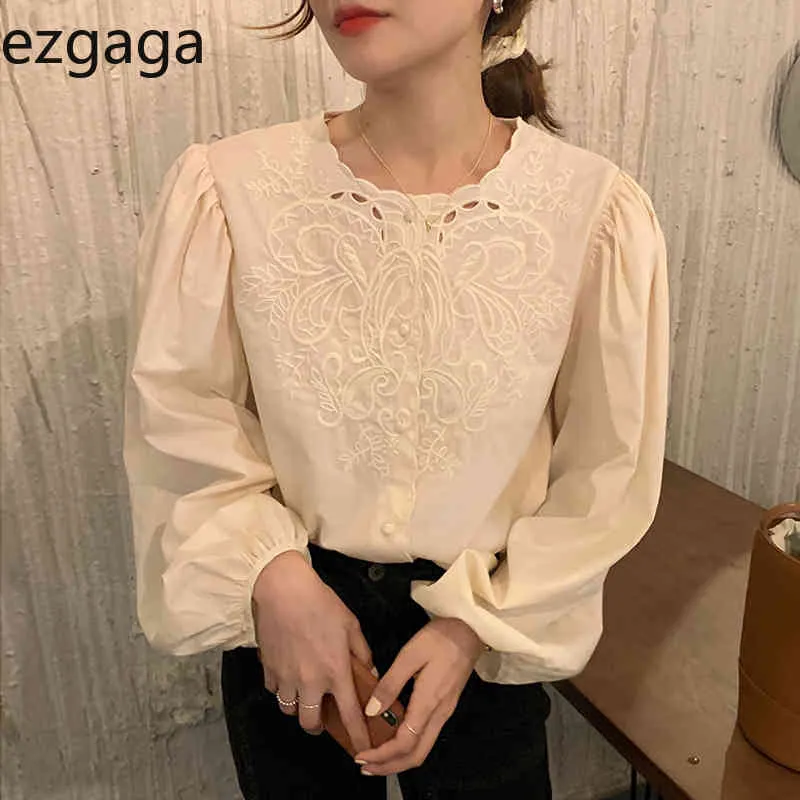 Ezgaga Vintage chemises femmes coréen Chic broderie fleur évider simple boutonnage manches bouffantes Blouse bureau dame élégant 210430