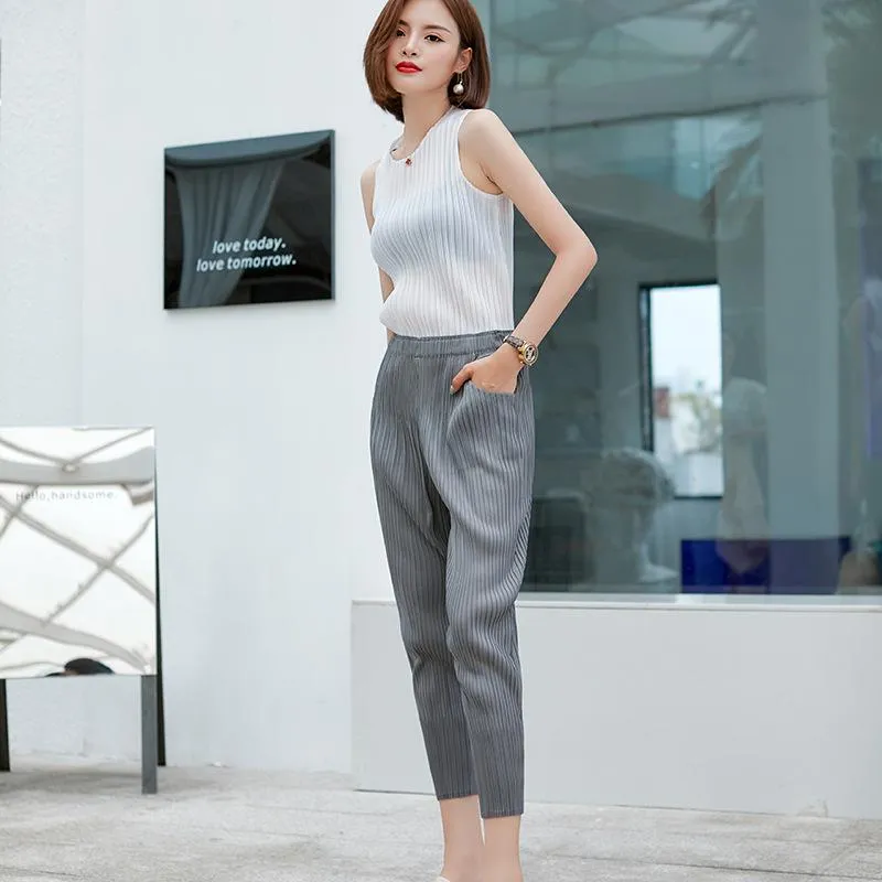 Spodnie damskie Capris Mid-Waist Slim-Fit Harem Styl Miiyake Plised Casual Fashion Kostki Oggers Women Vetement Femme