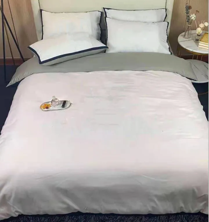 Bomullsängkläder sätter 4st bekväma designer bokstavsremsa tryck sängkläder kudde fodral ark vuxen mjuk drottning storlek tröstare c255s