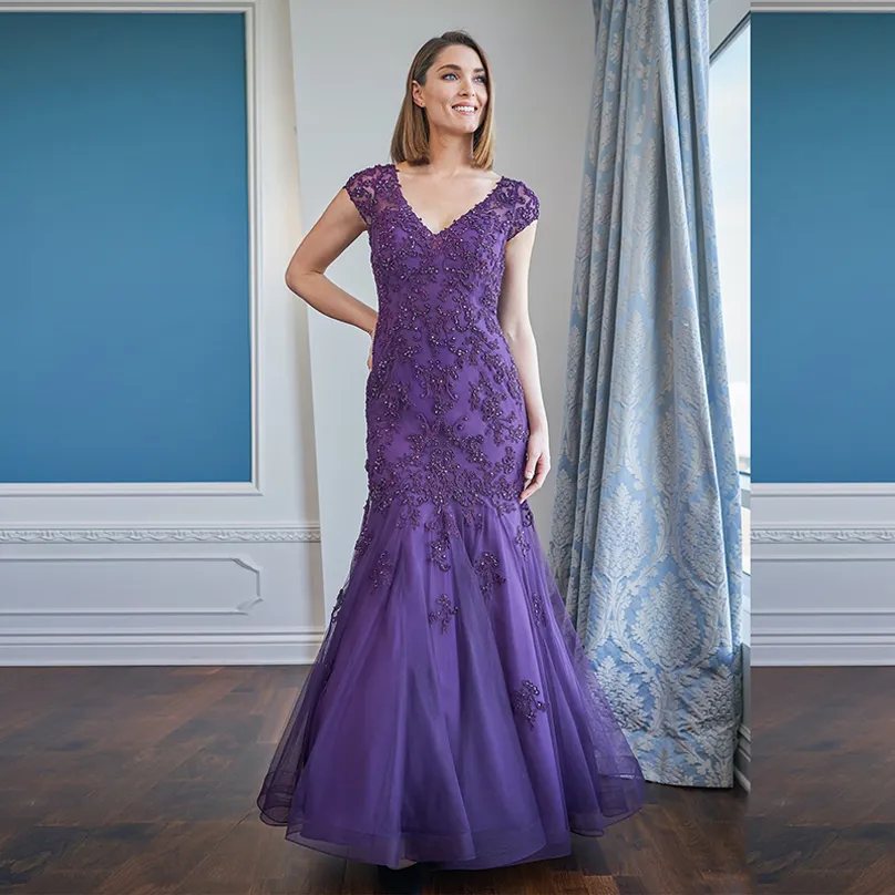 Mãe de laço roxo Mãe da noiva Vestidos Beaded Appliques fora do chão do ombro Mangas curtas Tule Foraml Vestidos de noite