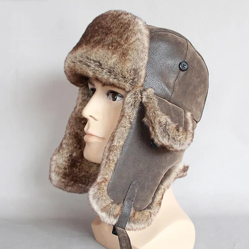 قبعات Berets Bomber القبعات الشتوية للرجال الدافئين روسي القبعة أوشانكا مع رفرف الأذن PU من الجلد الصياد