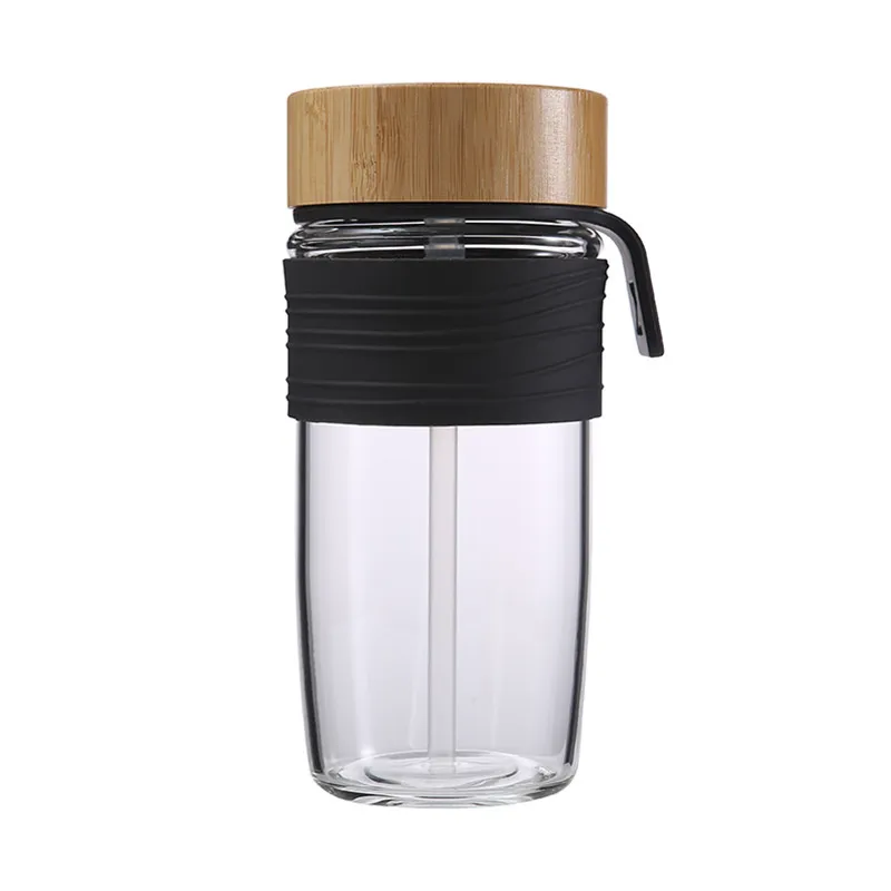 Borosilicate Glass Water Bottle 600ml Sports Tumbler with Straws and Silicone Protective Sleeve Bamboo Lid