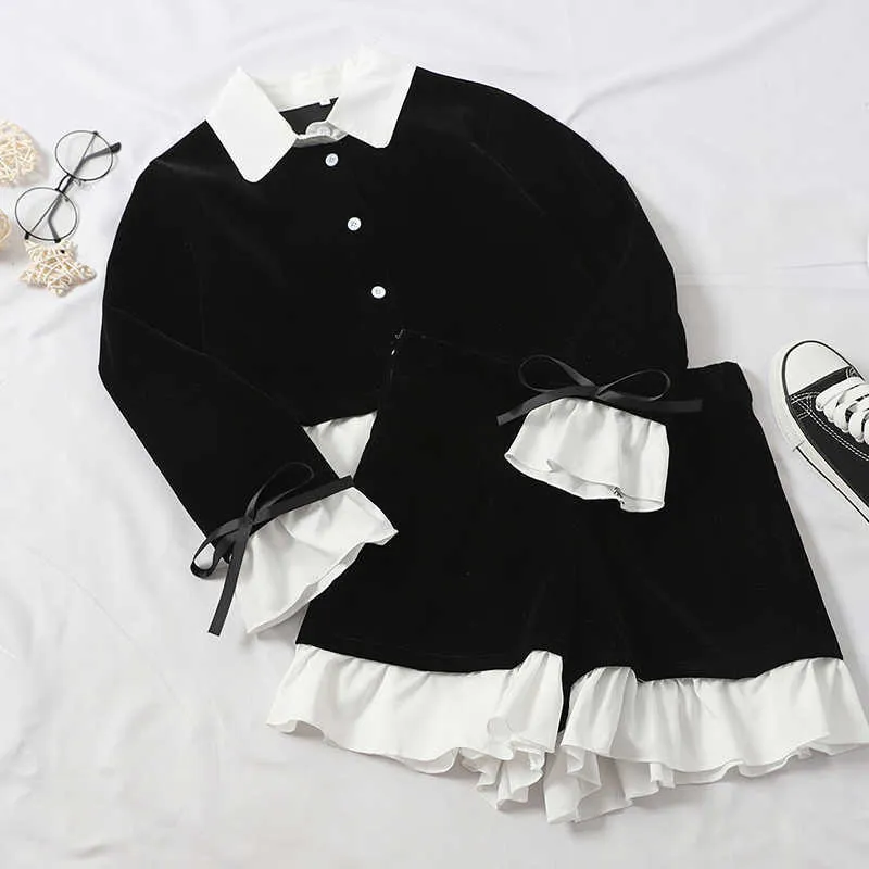 Корейская мода женщины Ruffded рубашка + мини шорты наборы 2 шт. Девушка ретро черная белая блузка высокая талия брюки с талию подходит для двух частей T386 Y0625