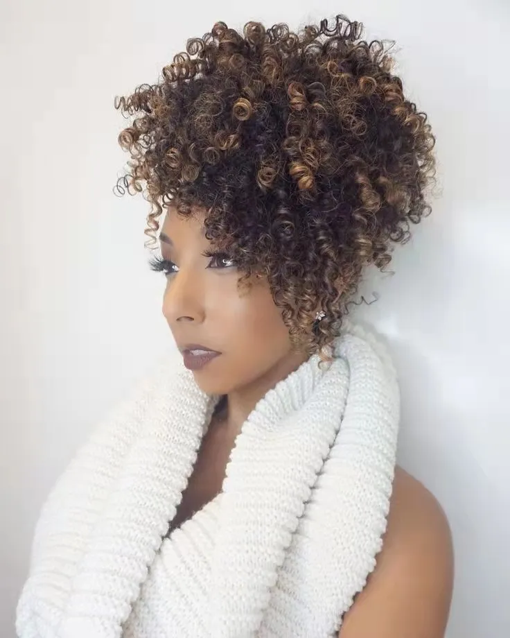 Superbe longue bouffée naturelle Kinky Curly Poney Large Cap avec clip de cordon dans les femmes Fermeture de cheveux Updpiece 140g 16inch Dyableable