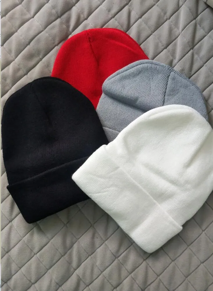 Natal Chapéus de Inverno para o homem mulheres esporte da forma Gorros Skullies Chapéu Caps Cotton Gorros chapéu senhoras lã quente Gorro 6colors Unisex