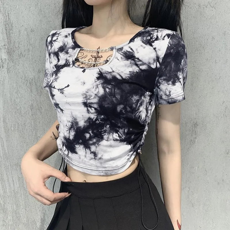 Koszulka damska Y2K Hollow Out Women Koszulki Harajuku Gothic Odzież Czerwony Czarny Krawat Dye Łańcuch Krótki Rękaw Drawstring Tshirts Kobieta Casual