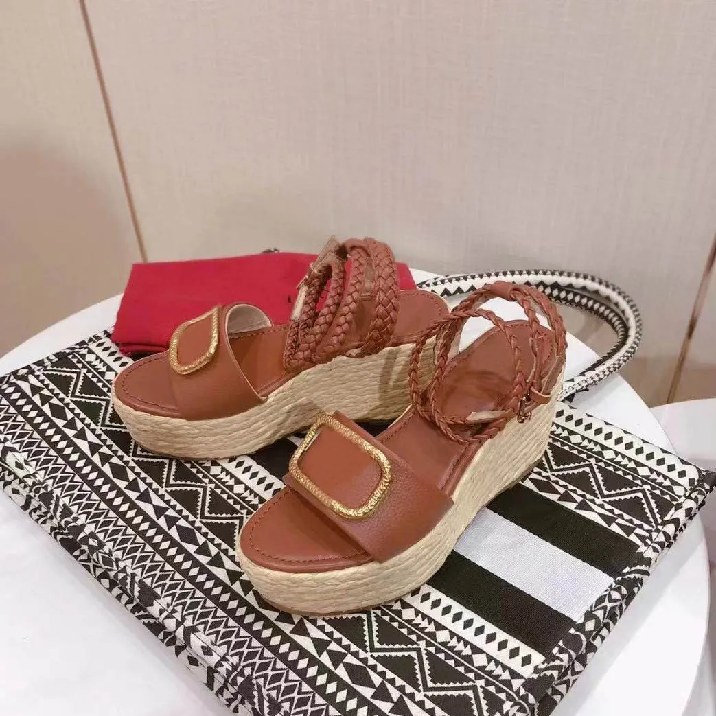 Sell Well High Quality Slippers slides sandals Summer Flats Sexy real leather platform Shoes Ladies Beach shoe