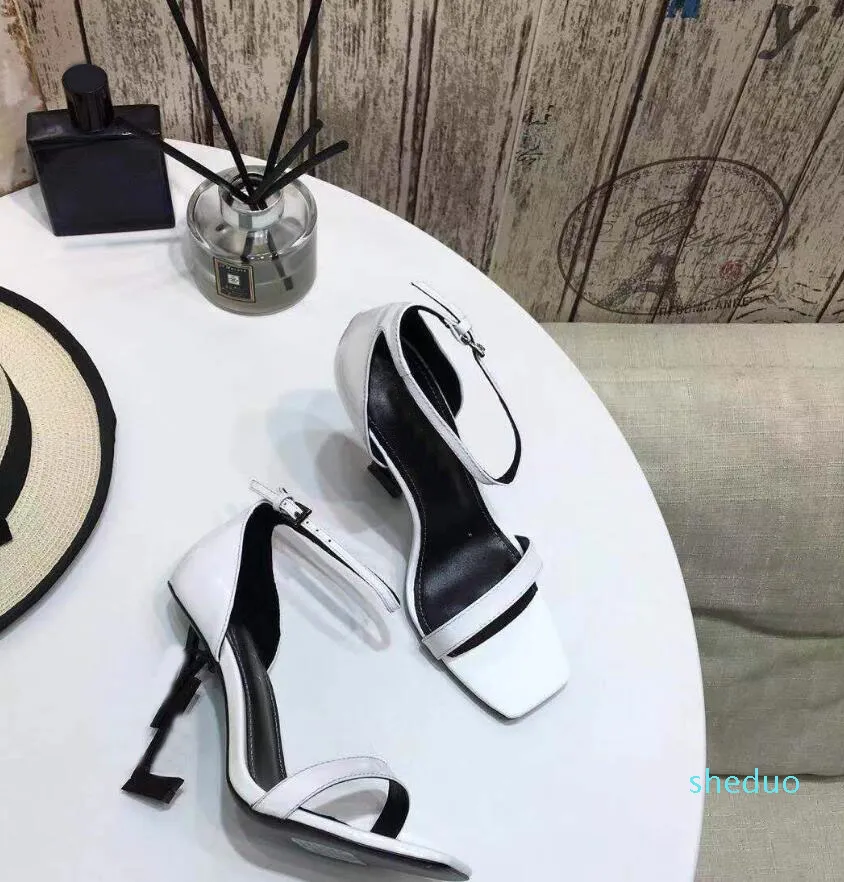 Новые yy paris металлические буквы роскошный дизайнер бренд женщины платье обувь женская мода натуральная кожа sl сексуальный открытый носок супер высокие каблуки сандалии