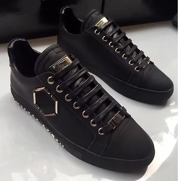 Chaussures pour hommes à rivets faits à la main en PP, chaussures de marche à talon plat en cuir décontracté à la mode 38-45 MKJ002