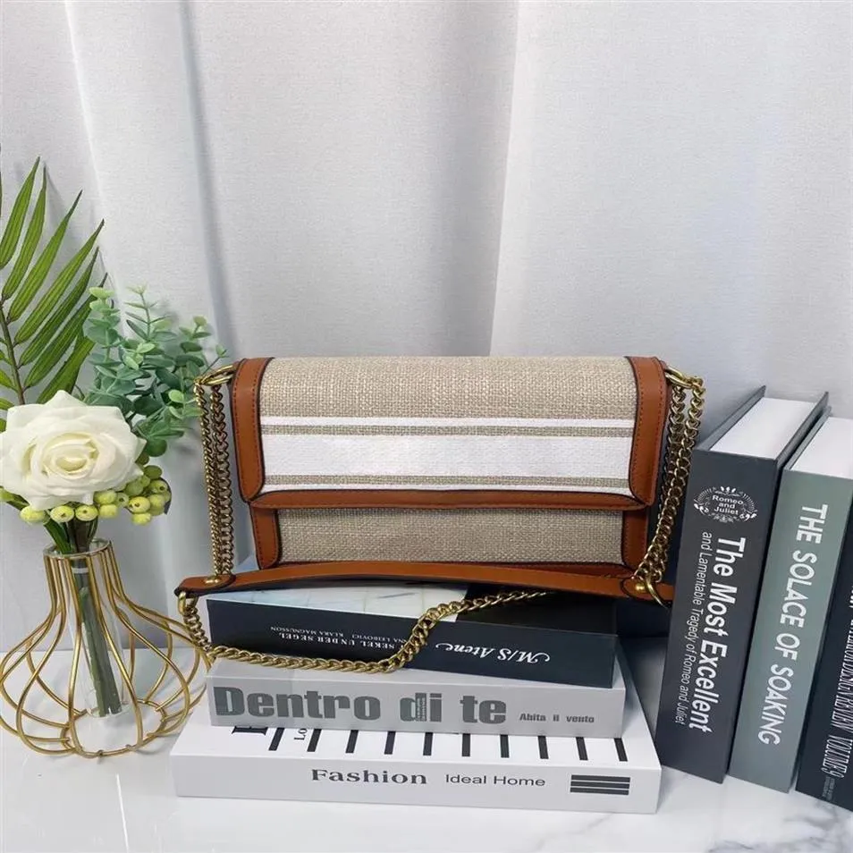 送料無料新品 有名なファッションタッセル女性22ロックバッグハンドバッグデザイナー財布ショルダーバッグレザー高品質女性メッセンジャークロスボディ00 名入れ刺繍無料 バッグ スーツケース 付属品 財布 ホルダー Camersa Com 送料無料新品 有名なファッションタッセル女性22ロックバッグハンドバッグデザイナー財布ショルダーバッグレザー高品質女性メッセンジャークロスボディ00 名入れ刺繍無料 バッグ スーツケース 付属品 財布 ホルダー Camersa Com