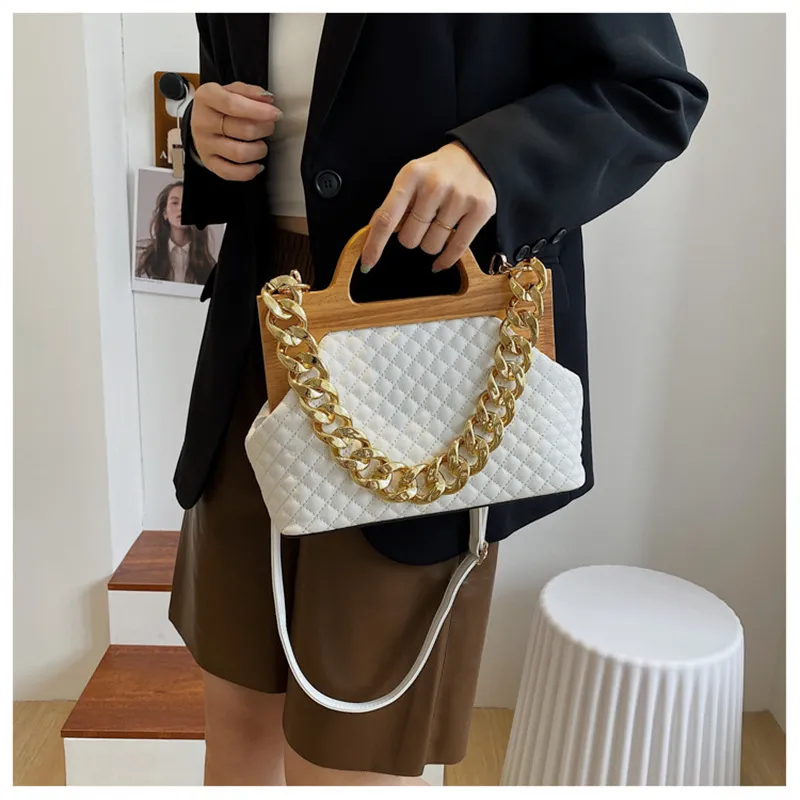 Lvs Purses Top Brand Cloud Bags for Women Fashion Purse and Handbags Chain Luxury Designer Shoulder Bag New Crossbody Bags Wooden Handle Handbag Shell