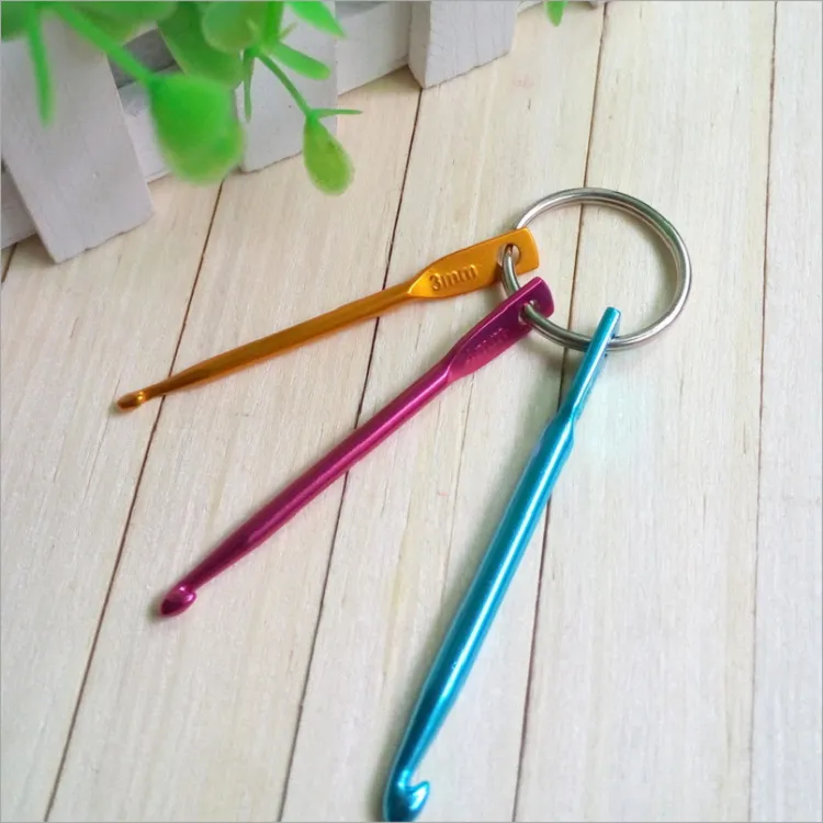 diy Craft Tools 3.0/4.0/5.0mm Key chain with Crochet Hooks Handmade Aluminum Crochets Hook Metal Keychain Multicolour Crafts Knitting YFA3171