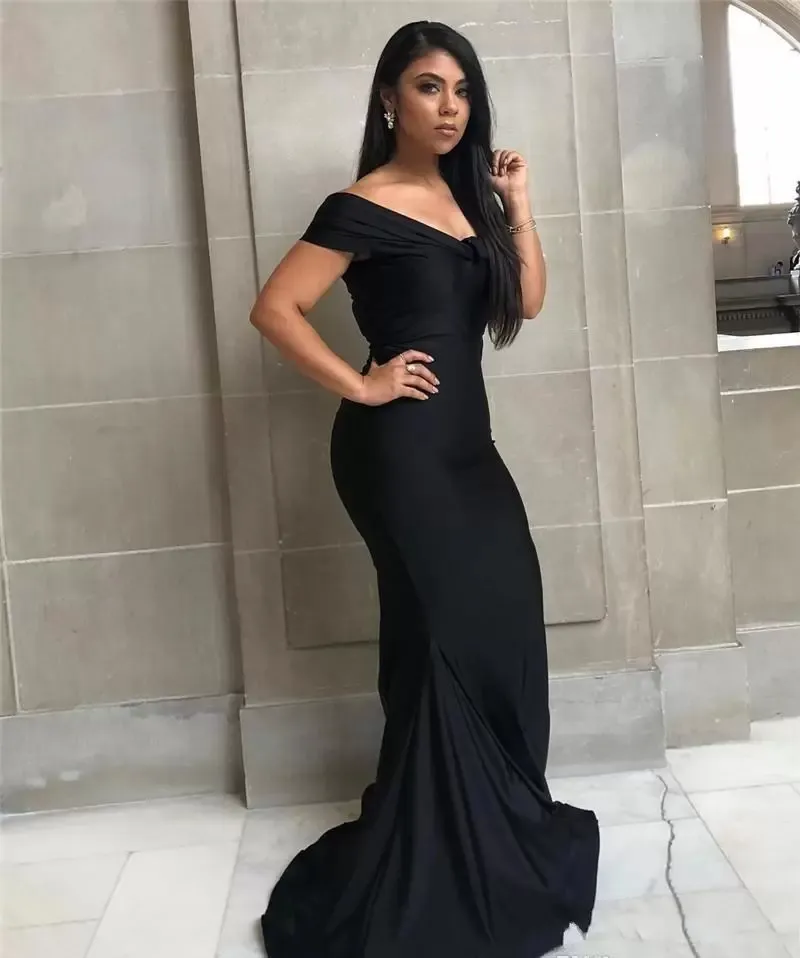 Black Country Style Mermaid Black Satin Bridesmaid Dresses