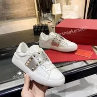 VALENTINOesu52aa 2021the Mans Casual Shoes Fashion Mens Women Leather Breathable Shoes Open Low sports Sneakers yh200906 cCG